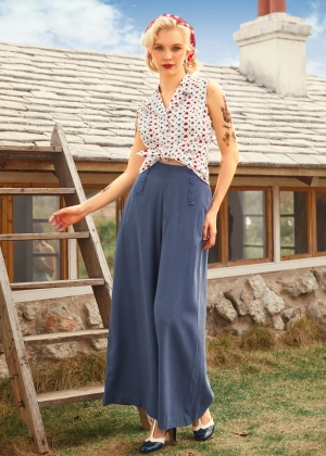 Feel the Morning Breeze Convertible Collar Shirt
