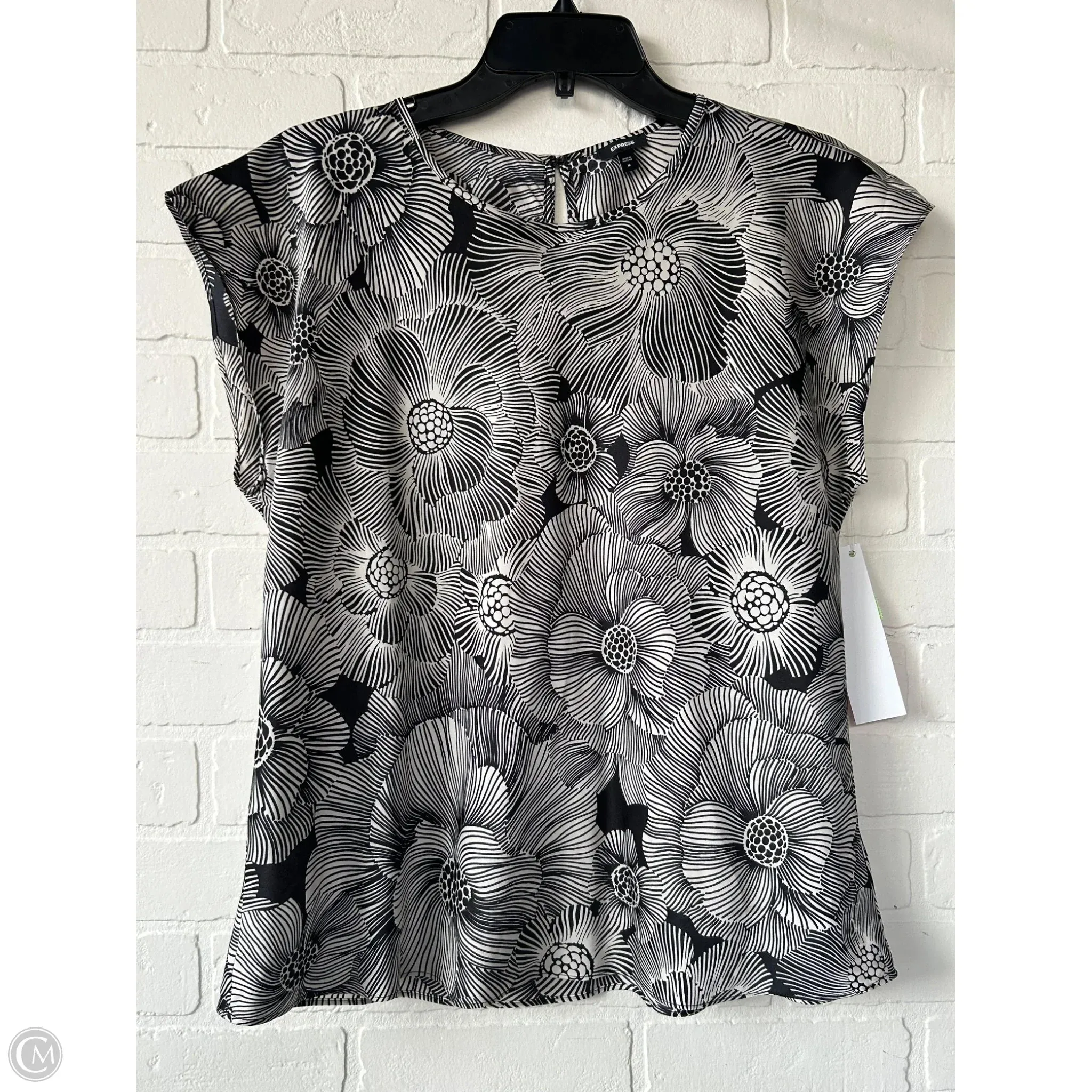 Top Sleeveless By Express In Black & White, Size: M