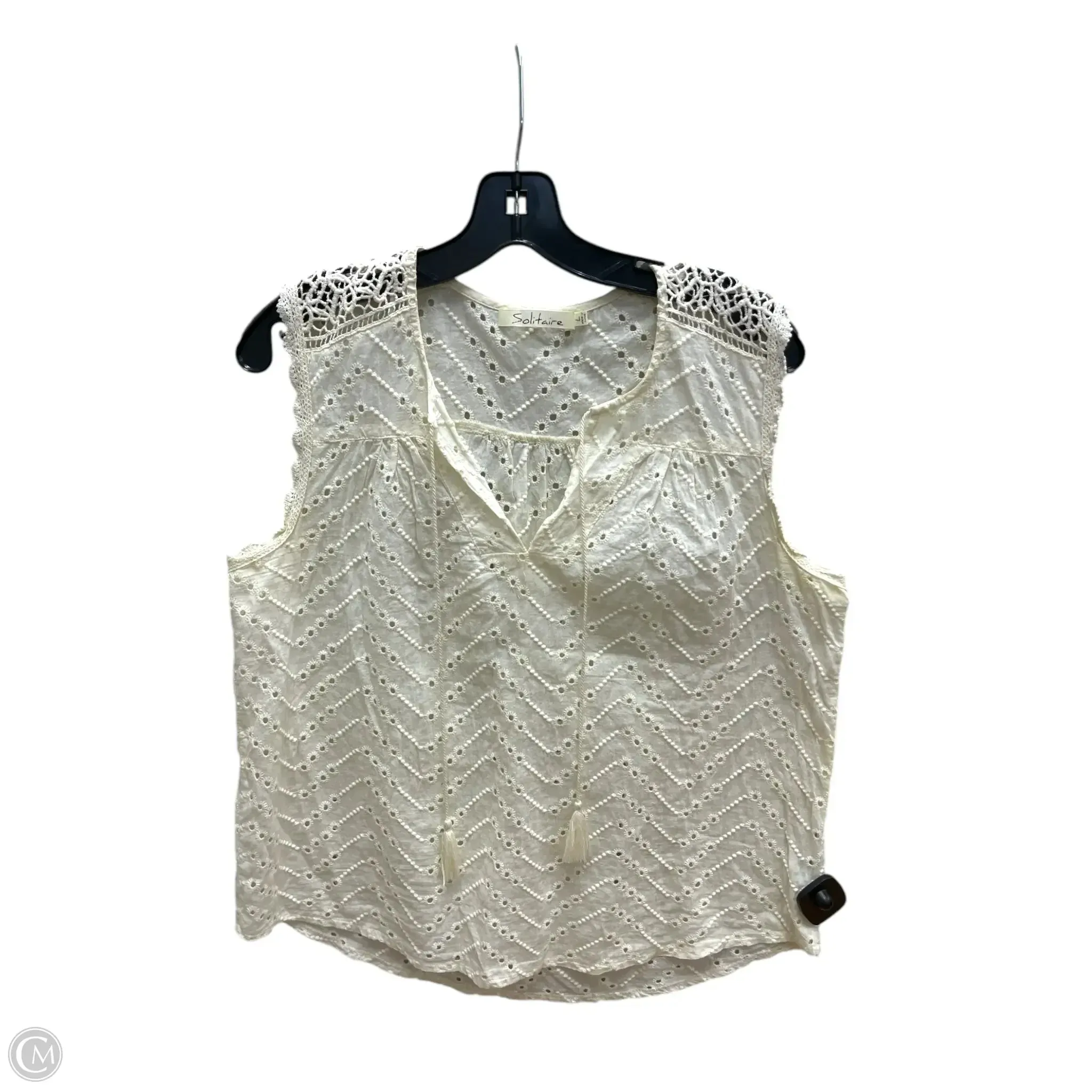 Top Sleeveless By Solitaire In Cream, Size: L
